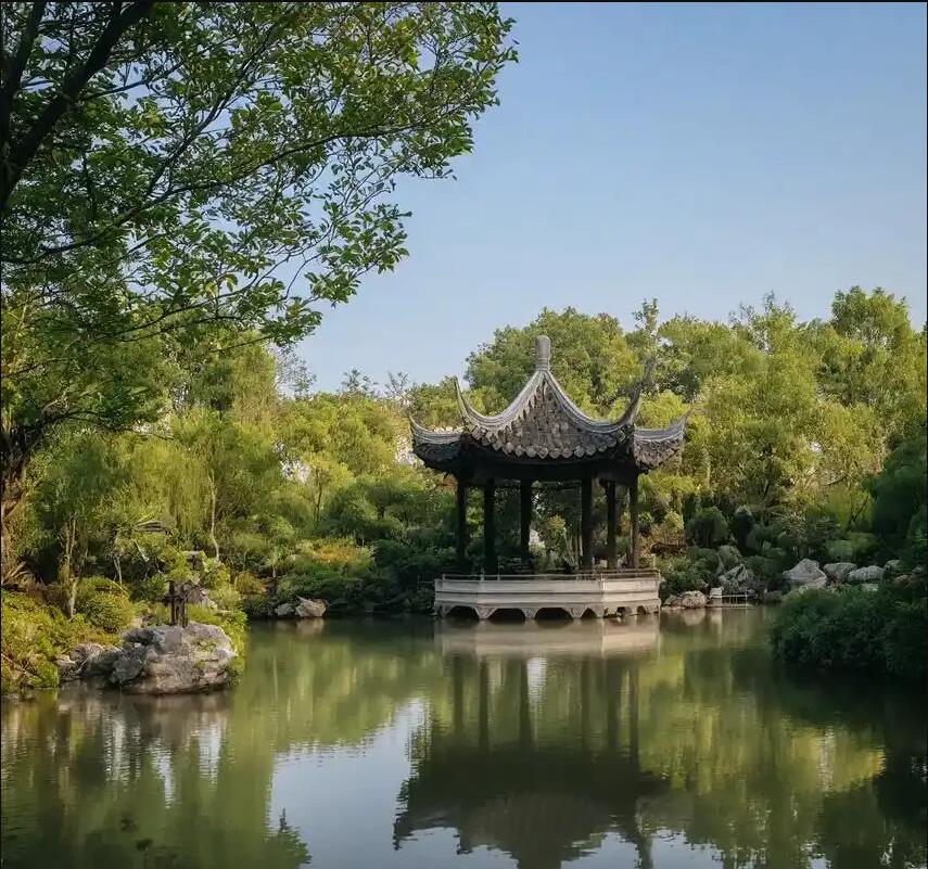 伊宁傲蕾餐饮有限公司